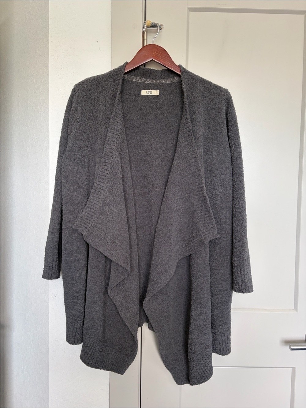 UGG PHOEBE WRAP II CARDIGAN DARK GREY WOMEN’S MEDIUM